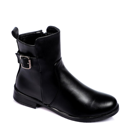 Stylish Zip-up Leather Half Boots