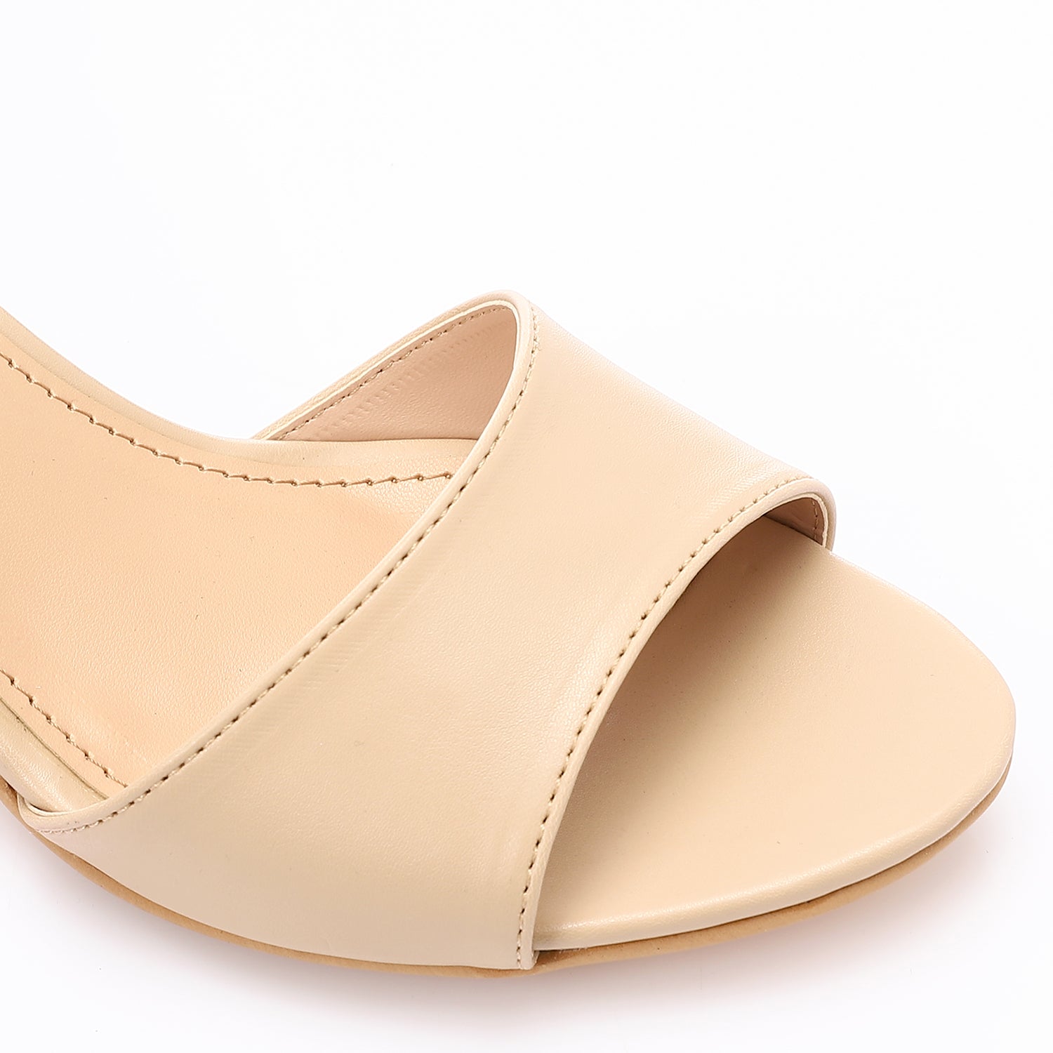 Comfortable Women's Sandal With A Wide Heel - High Quality Materials