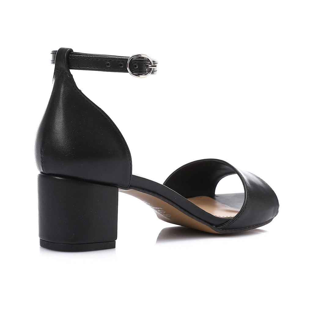 Comfortable Women's Sandal With A Wide Heel - High Quality Materials