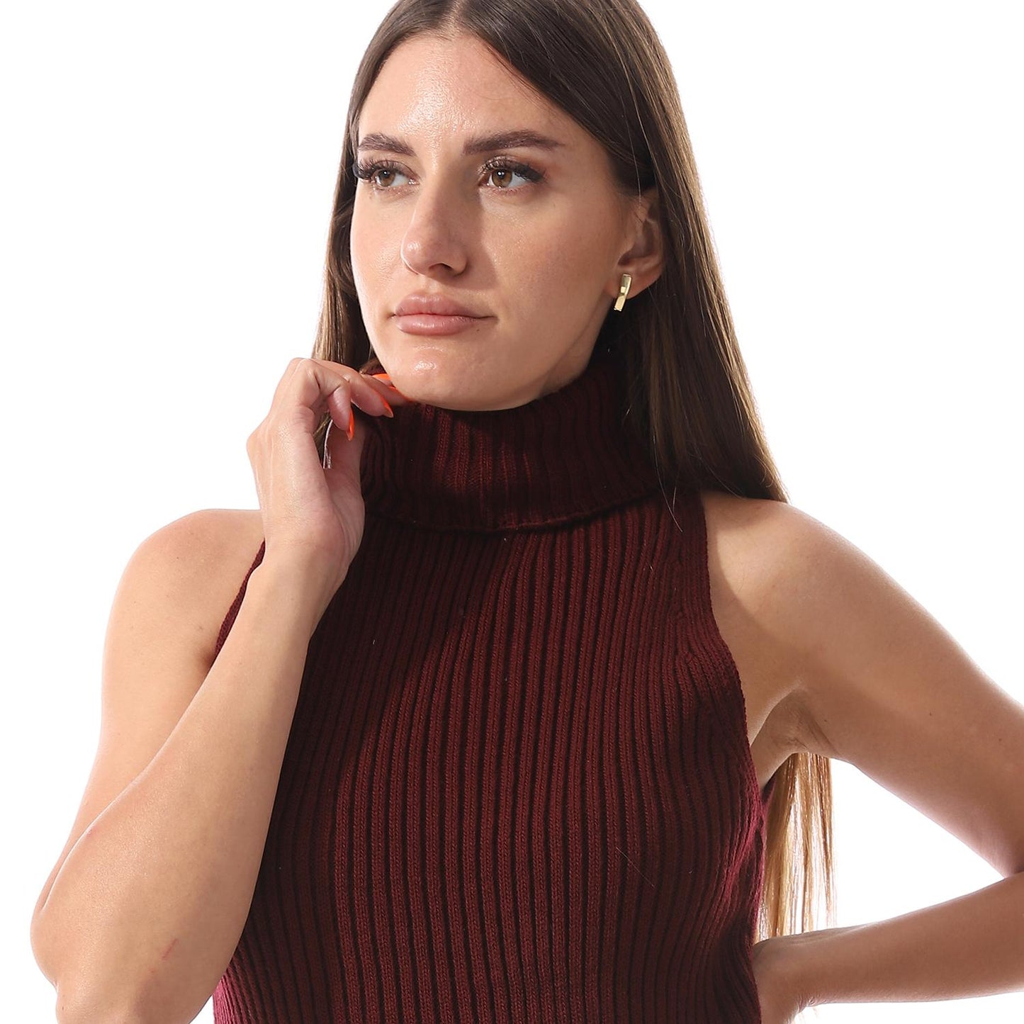 Sleeveless wool pullover with crew neck