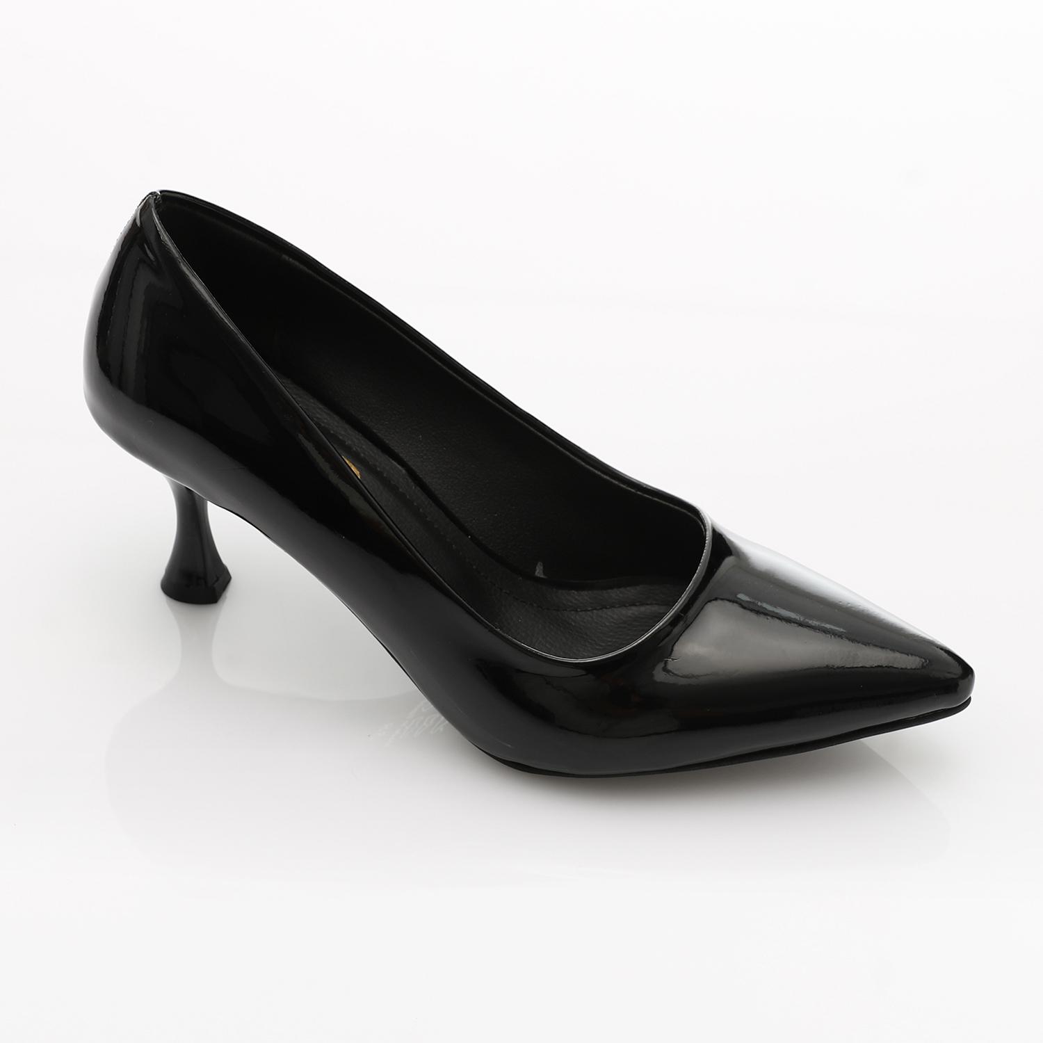 Patent Leather Kitten Heel Pointed Shoes