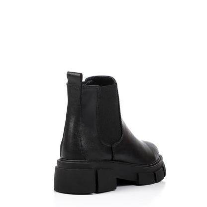 Leather Chelsea Boots - Black