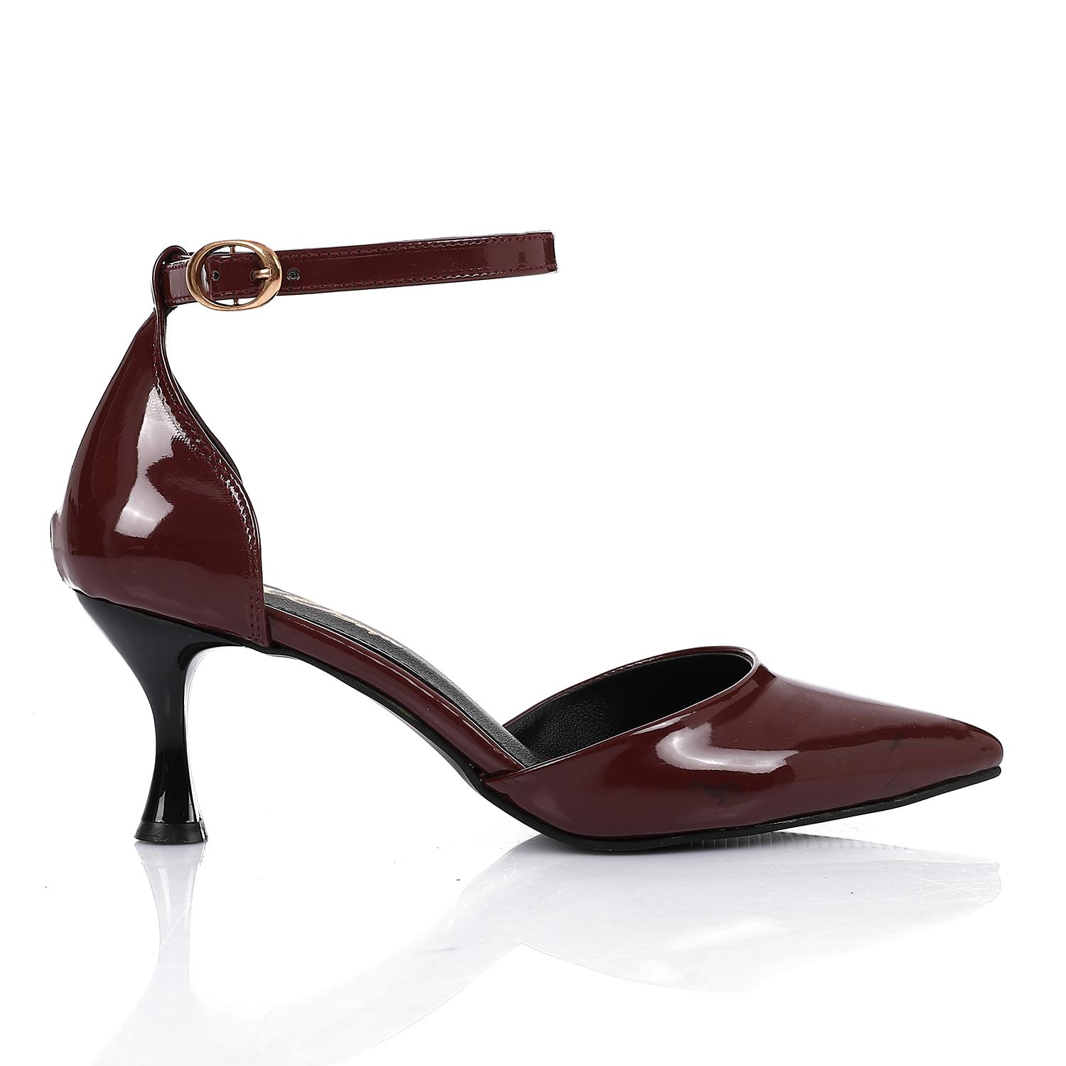 Patent Leather Kitten Heel Pointed Shoes