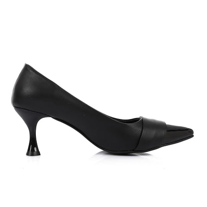 Pointed Toecape Kitten Heel Pumps - Black