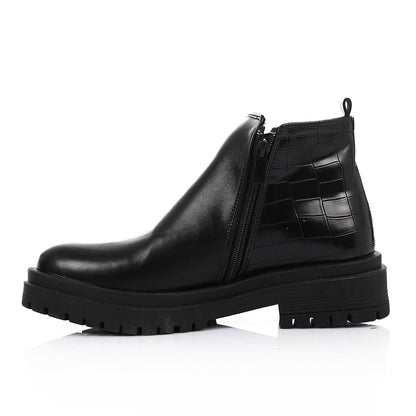 Leather Ankle Boot with Zipper Closure-Black