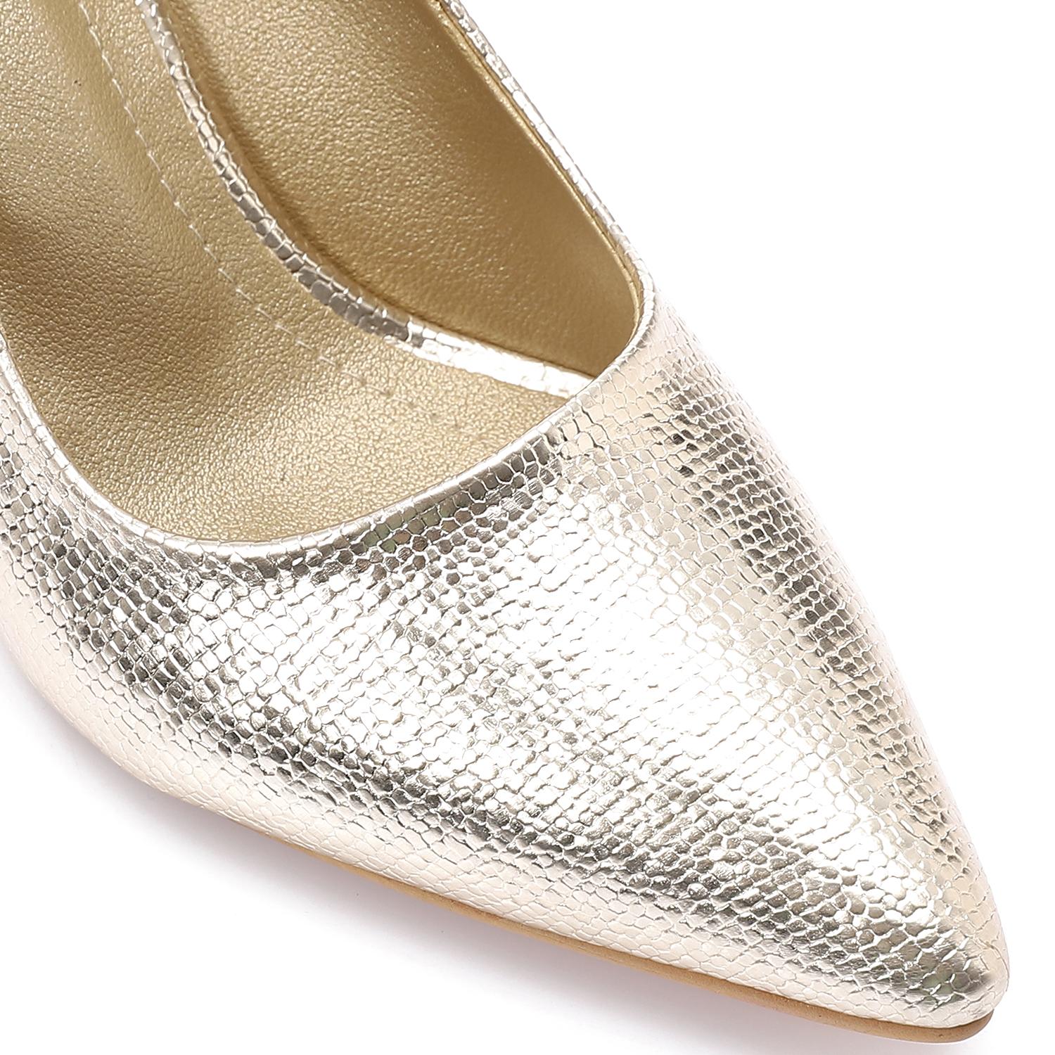 Elegant Silver Women's Heeled Shoes with Pointed Toe and Stylish Block Heel.