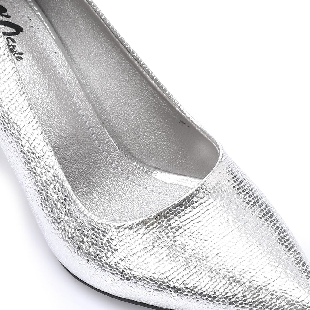 Silver Textured Pointed-Toe Kitten Heels