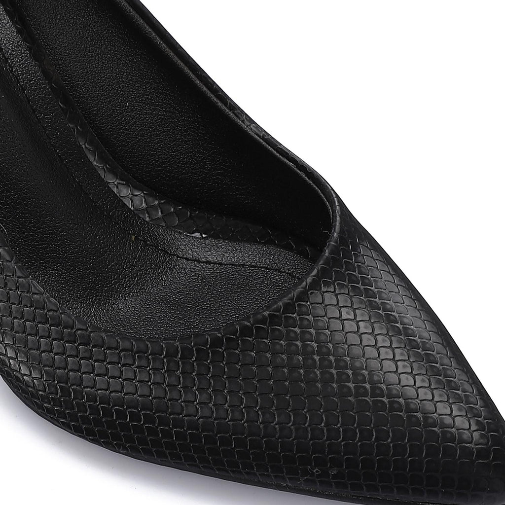 Textured Pointed-Toe Kitten Heels - Black