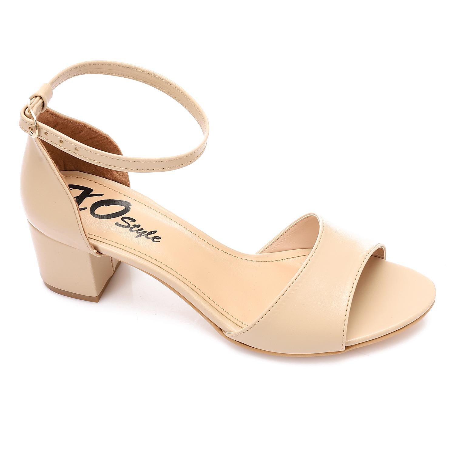Comfortable women's sandal with a wide heel - High Quality Materials- White.