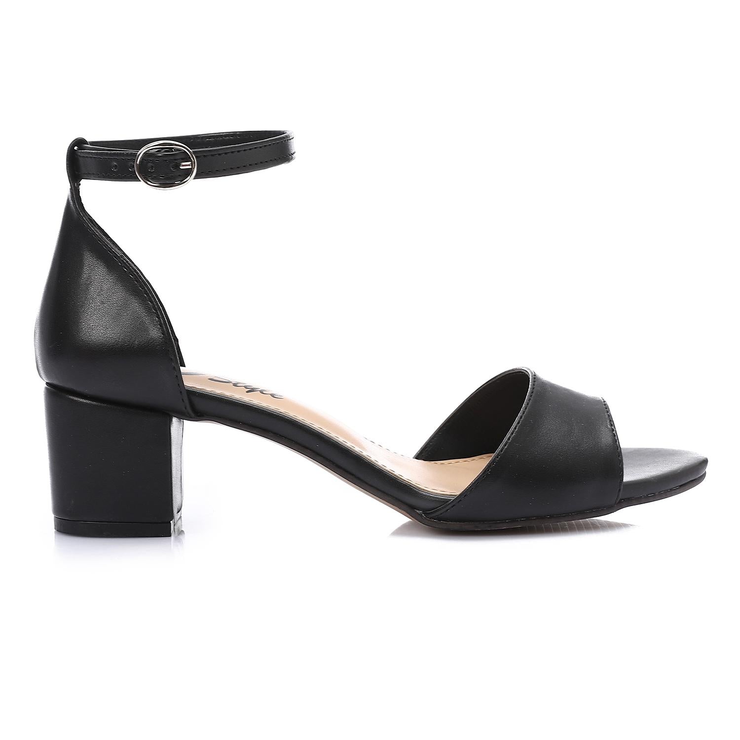 Comfortable women's sandal with a wide heel - High Quality Materials- White.