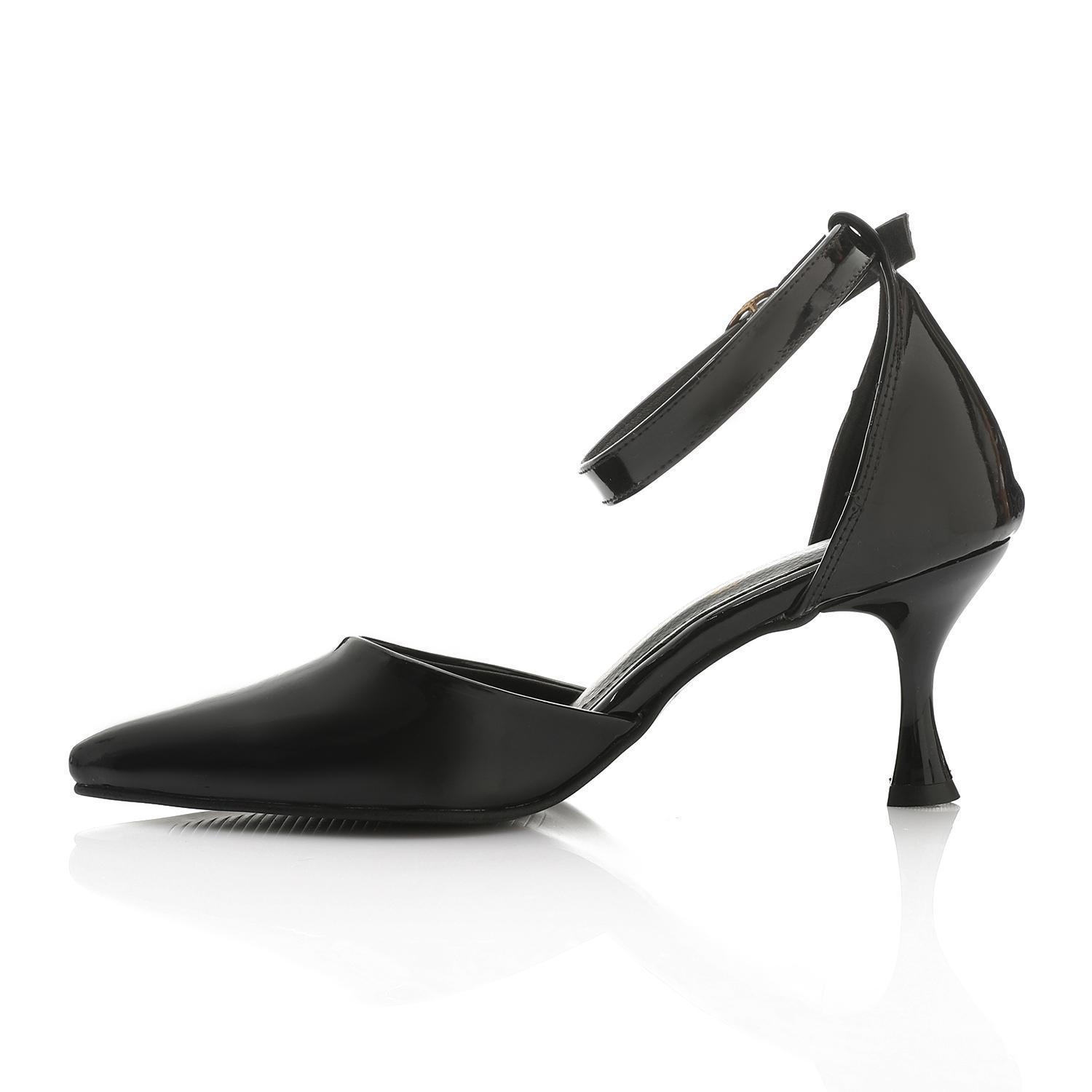 Patent Leather Kitten Heel Pointed Shoes