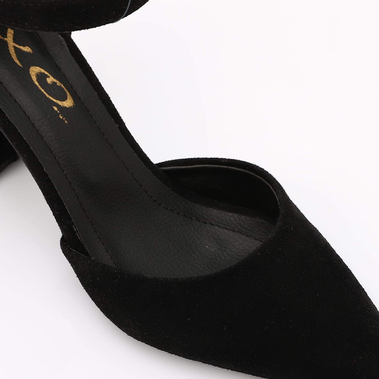 Fashionable Women Shoes Heels.