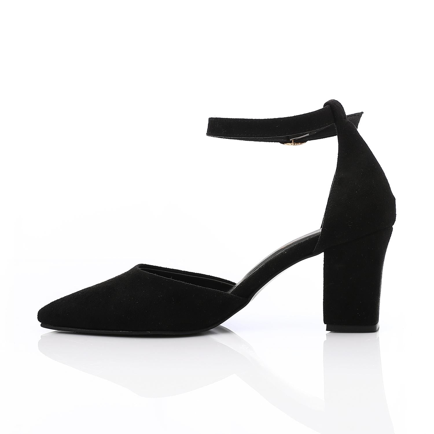 Fashionable Women Shoes Heels.