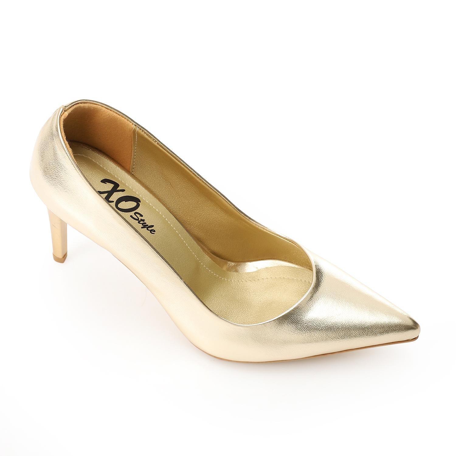 Women's Classic Black Pointed-Toe Pumps